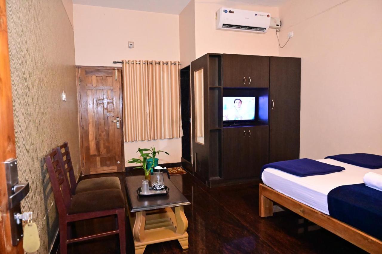 Jaya Paradise Mavalli Exterior photo