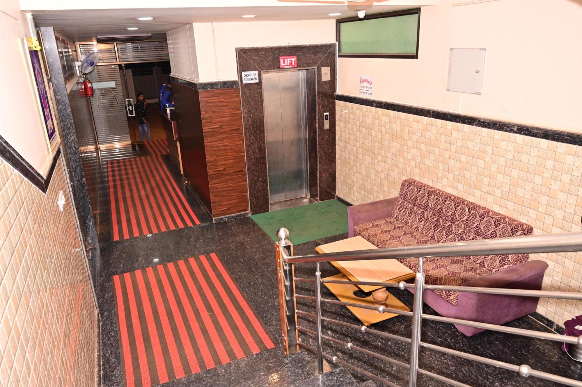 Jaya Paradise Mavalli Exterior photo